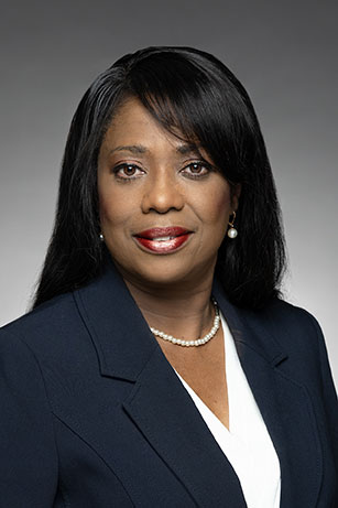 Leslyn Lewis